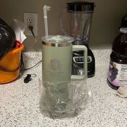 Hydro Flask (Brand New)