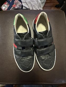 Kids Shoes Size 2