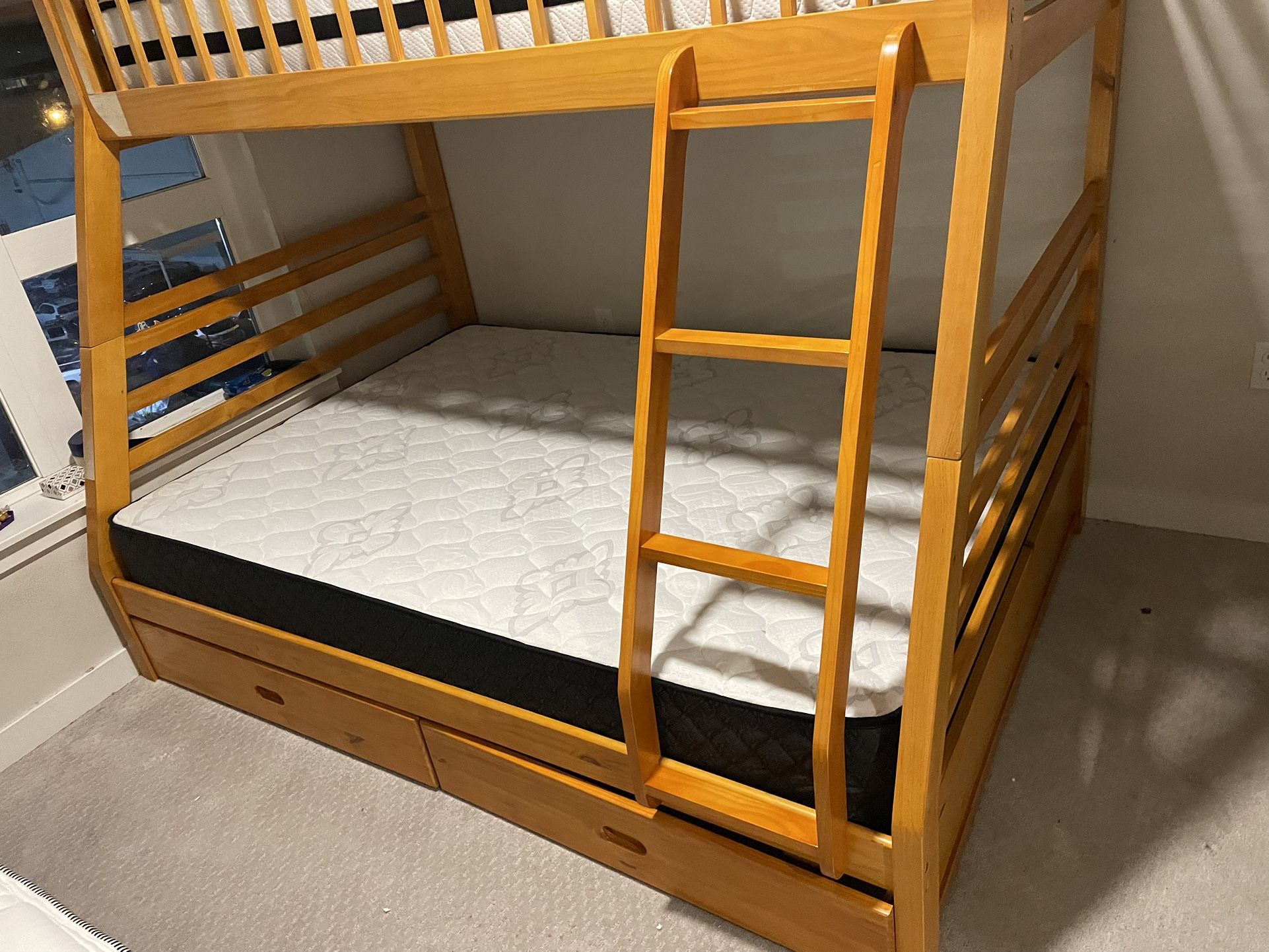 Twin/Full Bunk Bed for Sale in Lynnwood, WA OfferUp