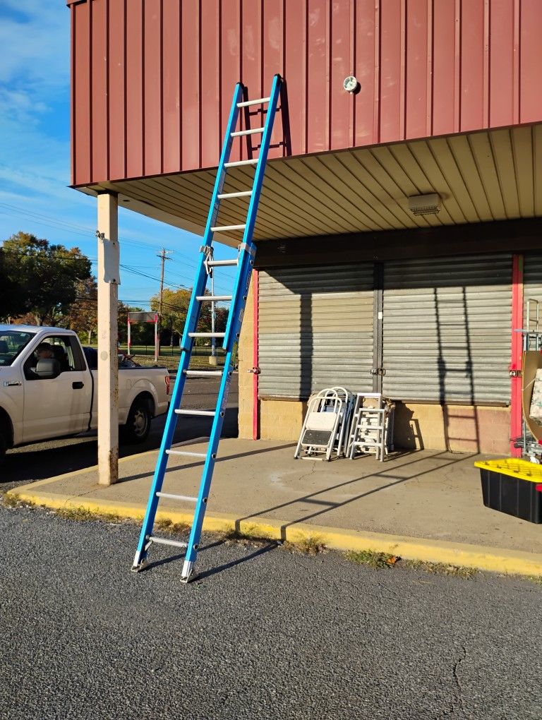 16 ft Werner extension ladder 250 cap