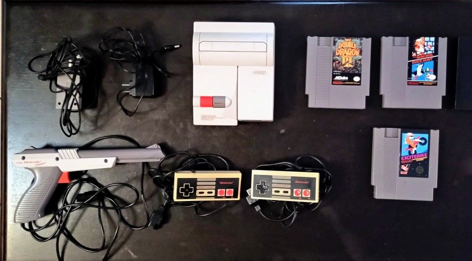 Nintendo Nes Top Loader Console 