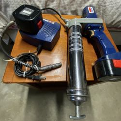 grease gun 