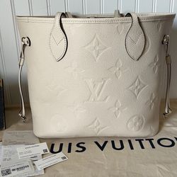 Louis Vuitton fashion items