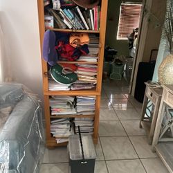 20 Bookshelves 
