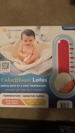 Blooming baby bath seat