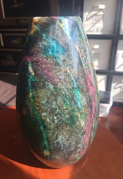 Taiwan Multicolor natural stone vase