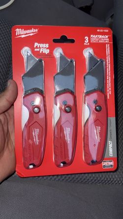 Milwaukee Box 📦 cutters three pack. Super sharp.. they come with the blade ..BRAND NEW.. $23…