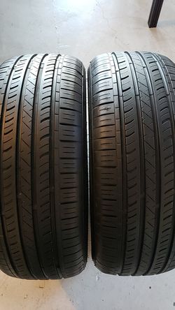 Land sport in good condition 2 tires 215 55 17 80% tread