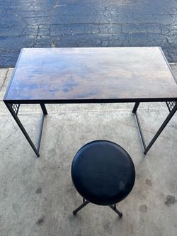 Desk, Chair & Mirror Set – 3 Pieces