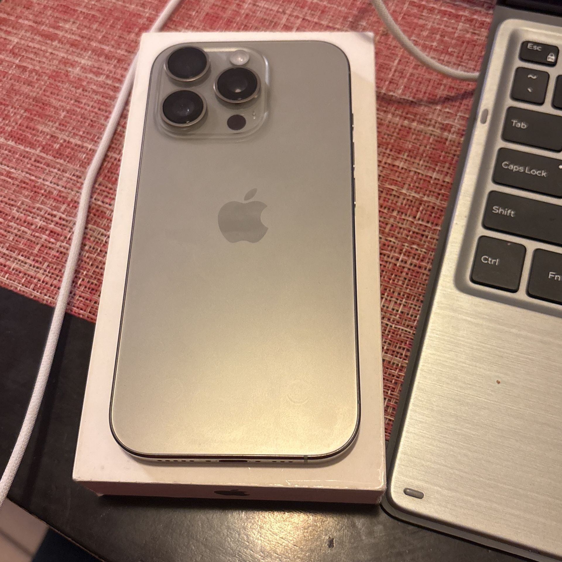 iPhone 16 Pro