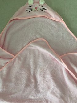 Towel With Cute Images Of Cat For Infant To 0-6 Month Year Old Ooo oohj Hhubj Injj.   IB 