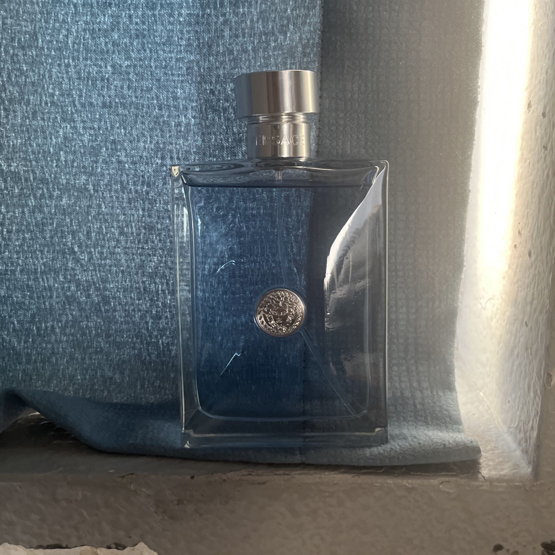 Versace pour homme NEED GONE ASAP No deals firm price