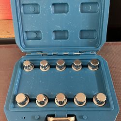 10Pcs Wheel Lug Remover Kit