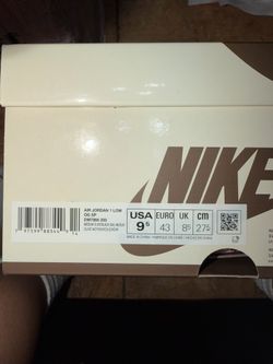 Travis Scott Reverse Olive 1s