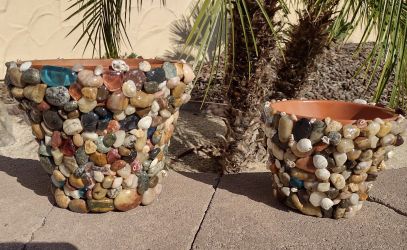 ROCK POTS