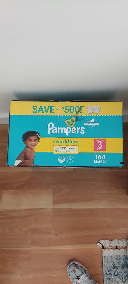 Pampers Swaddlers Size 3, 164 Diapers, NEW