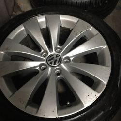 17” Volkswagen Wheels And Tires Bridgestone 