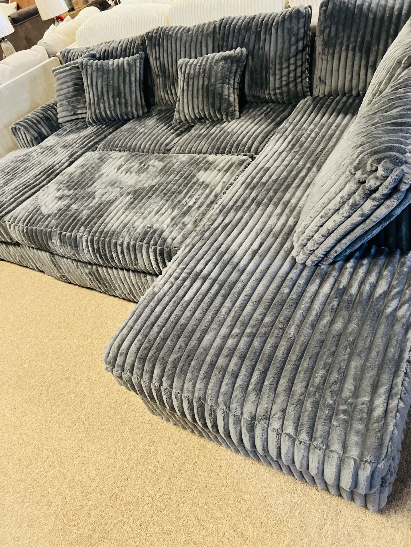 Stylish Nice Chaise Sectional!