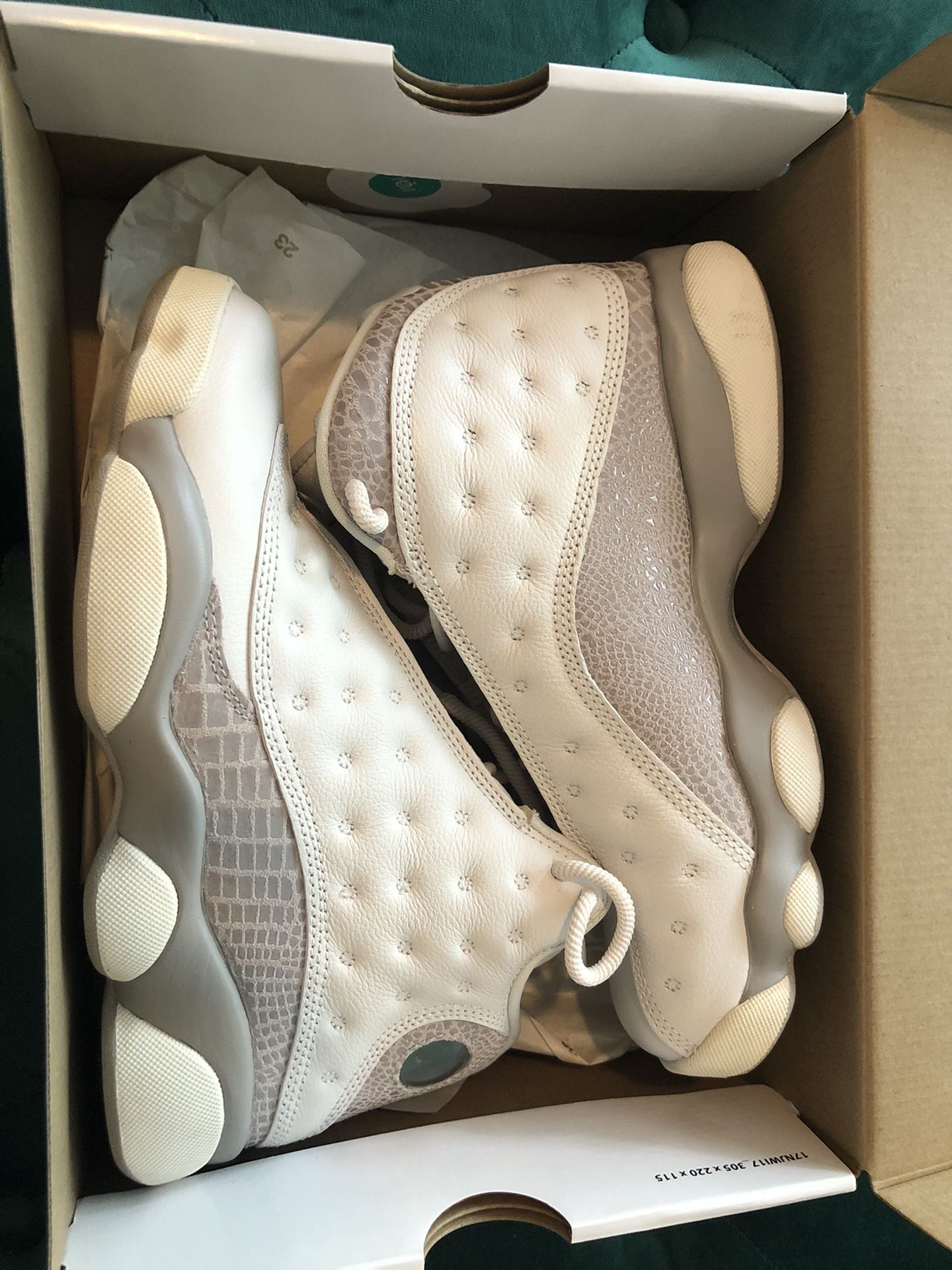 Air Jordan 13 Retro Phantom/Moon