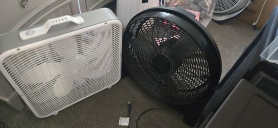 2 fans