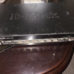 D-Link DSR-250 8 Port Gigabit VPN Router With Power Cable