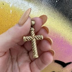 14k CROSS CHARM 
