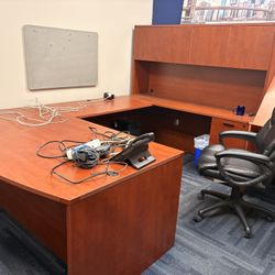 Full Set Of Office Furniture With Plan Table 