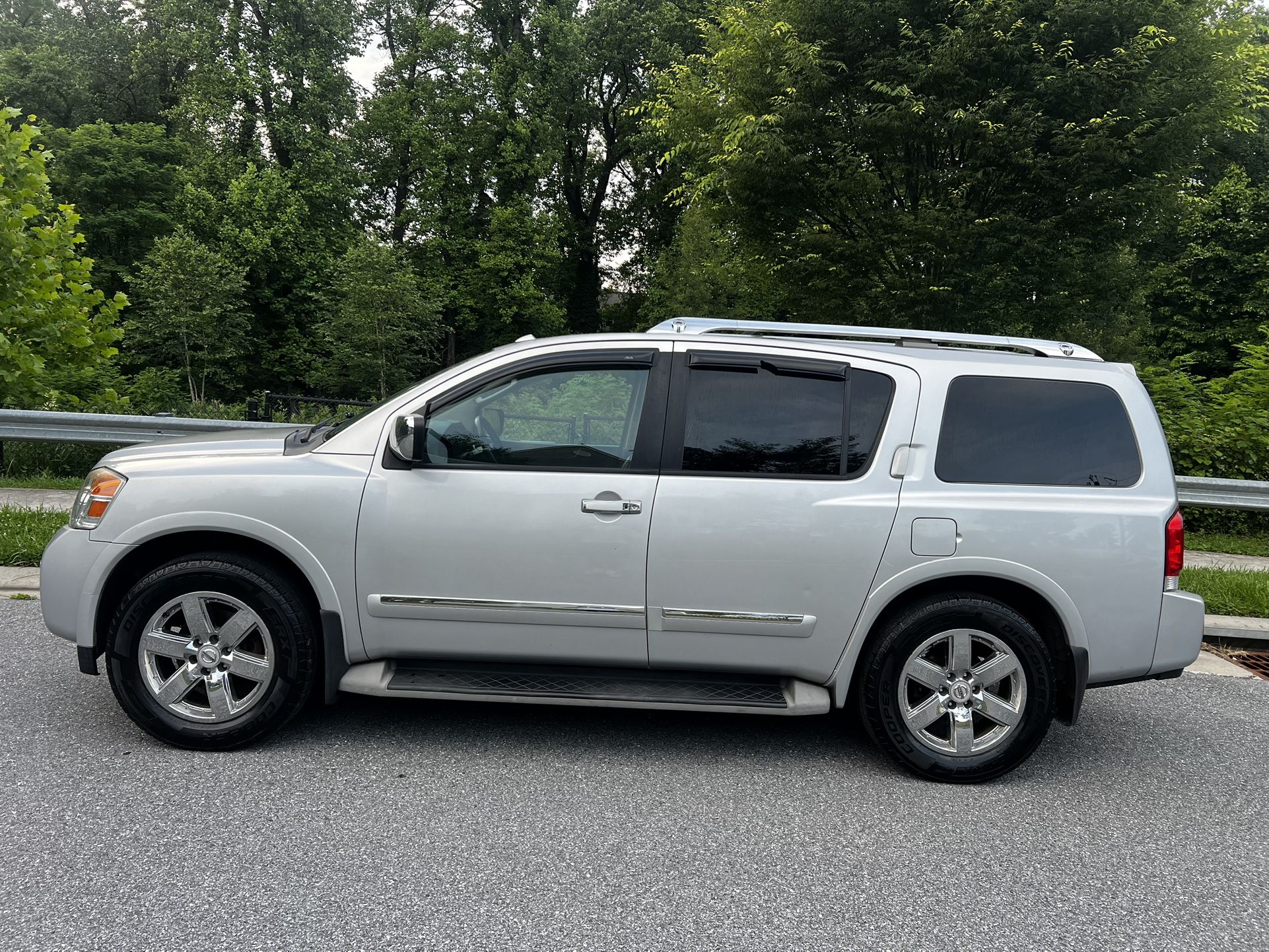 2011 Nissan Armada