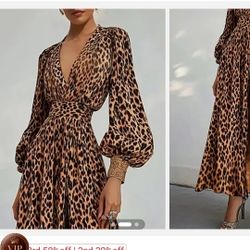 Beautiful Woman's Long Sleeve Dress Size Large 