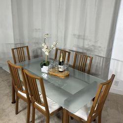 Frosted Glass Top Dining Table & 6 Chairs  !ON TREND!