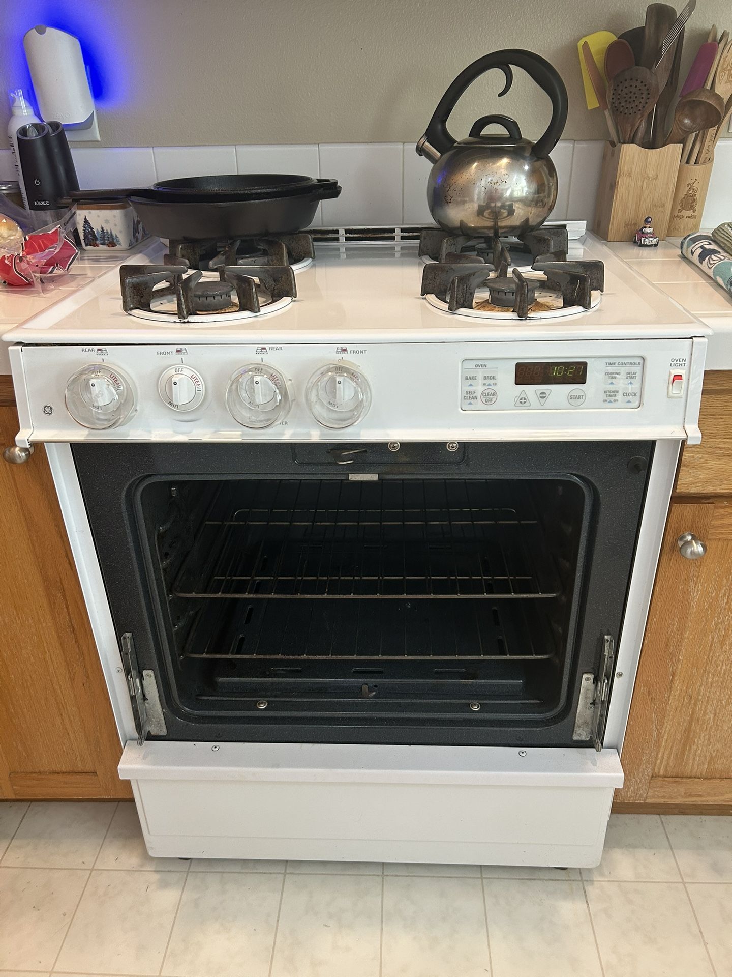 GE Gas Range 