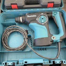 Makita (Brand Rating: 4.6/5) 7.5 Amp 1-3/16 in. Rotary Hammer