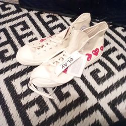 
Converse x COMME des GARÇONS PLAY