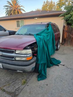05 Chevy Tahoe Part Out