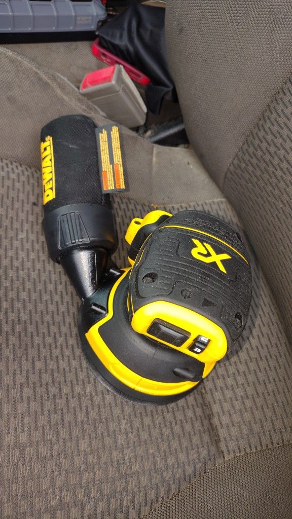 Sander DeWalt Tool Only 