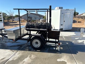 Bbq reversible smoker trailer