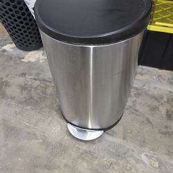 Simple Human Trash Can