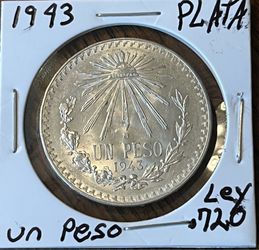 Cap & Ray - Silver 1943 Mexican Un Peso  Vintage  Ley .720 BU