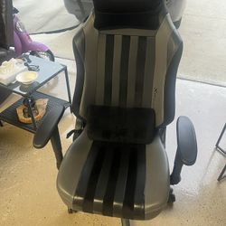 Gaming office chair