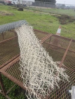 WIRE FENCING / CYCLONE 