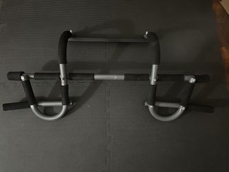 Pull Up Bar