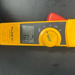 AC DC Clamp Meter