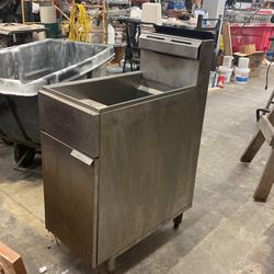 40 Pound Imperial Natural Gas Deep Fryer