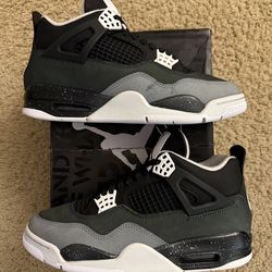 Size 8.5 (Pre owned, original box) - Air Jordan 4 retro fear
