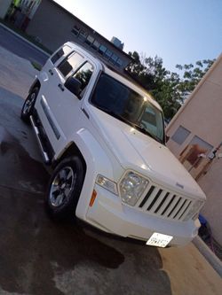 08 jeep liberty limited edition