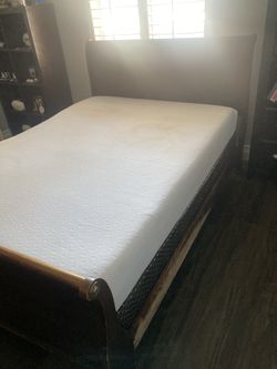 Queen Bed