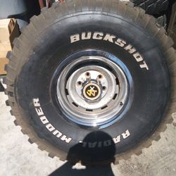 Nice Set Of Rally Rims With Some 35 In Buckshot Kid Tires 