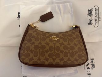 Coach Teri Shoulder Bag in Signature Canvas Brown & gold