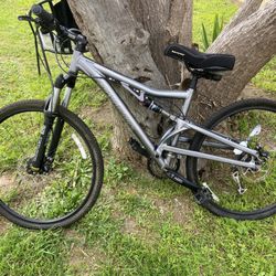 Santa Cruz Juliana Mountain Bike