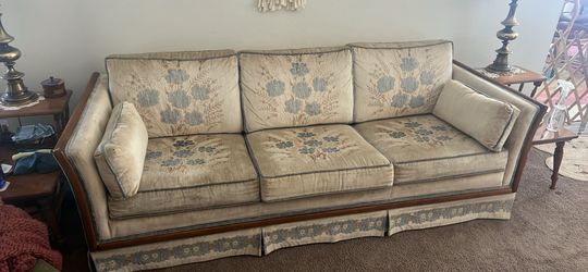 Highland house sofa and chair
